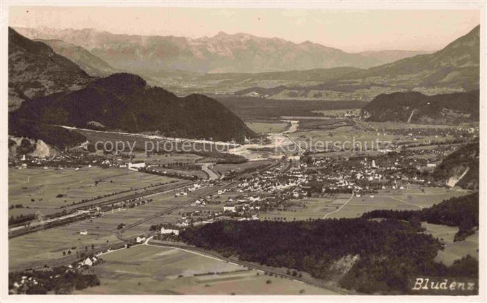 Bludenz Vorarlberg AT Bludenz Tal Fluss Bergpanorama Luftaufnahme Felder Vorarlb