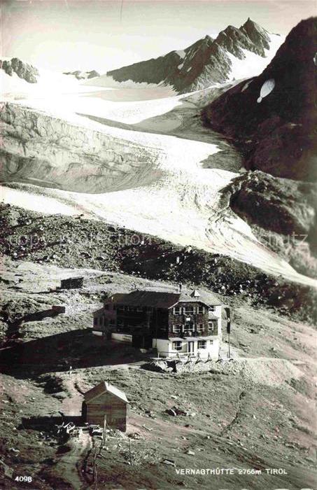 Vernagthuette 2766m oetztaler Alpen Tirol AT Vernagthuette Gletscher Vernagtfern