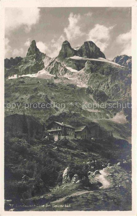 Lindauerhuette 1770m Gauertal Vorarlberg AT Berghuette Felsnadeln Gebirge Wald W
