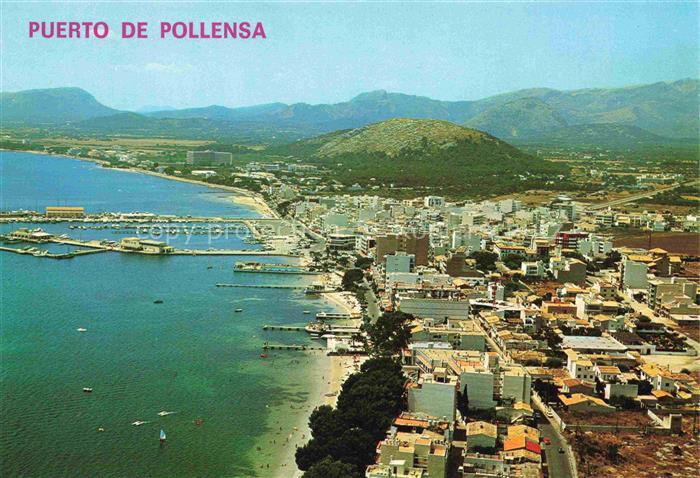 Puerto de Pollenca Puerto de Pollensa Mallorca ES Hafen Strand Bucht Berge Ortsc