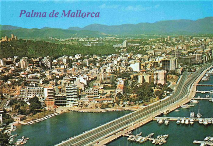 Palma de Mallorca ES Paseo-Maritimo Hafen Stadtansicht Bruecke Boote Fliegeraufn