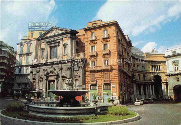 NAPOLI Neapel Naples IT Piazza-Trieste-e-Trento Brunnen Kirche-San-Ferdinando Ga