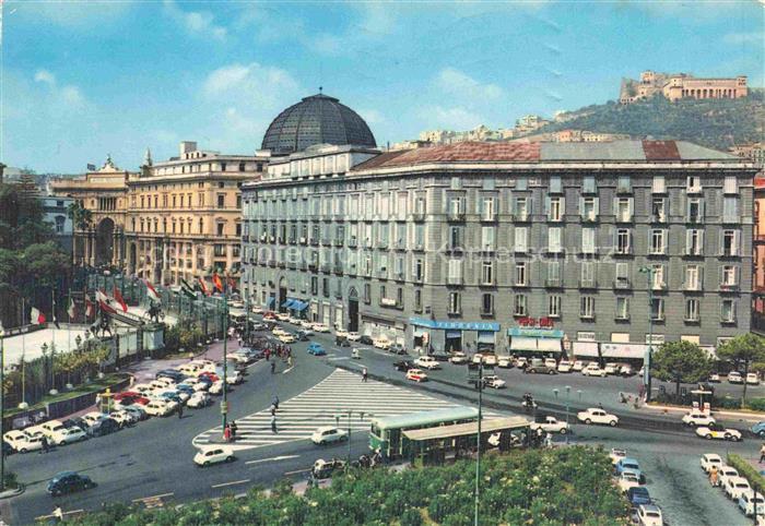 NAPOLI Neapel Naples IT Via-Vittorio-Emanuele San-Martino Piazza Kuppel Autos Fl