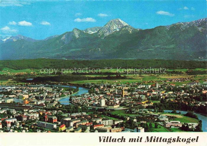 VILLACH Kaernten AT Mittagskogel Drau Stadtpanorama Berge Dreilaenderecke Kongre