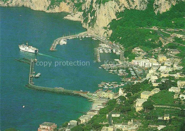 Marina Grande Capri Marina-Grande Hafen Faehre Boote Klippen Meer Luftbild