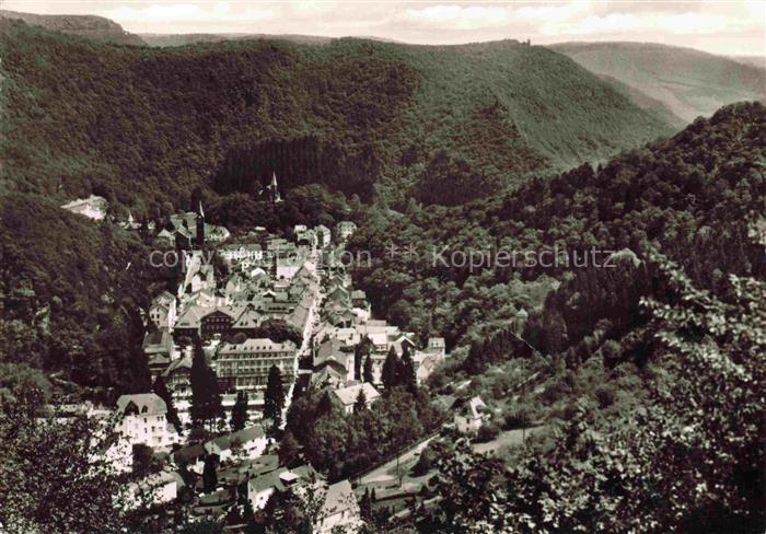 Bad Bertrich Rheinland-Pfalz Karl-Kautmann-Hoehe Talblick Kurort Waldtal Kirche