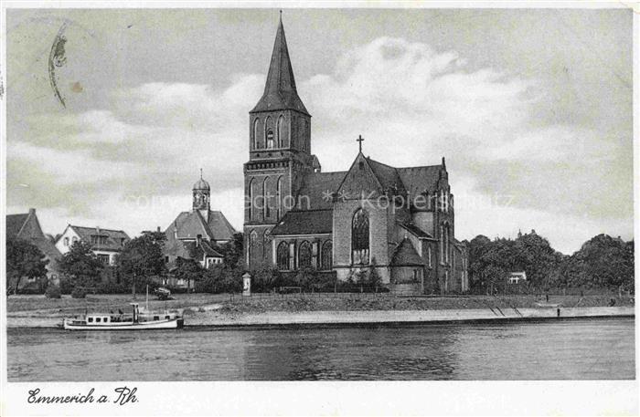 Emmerich Rhein NRW Kirche Rhein Dampfer Schiff Kirchturm Ufer