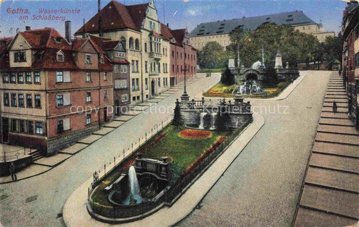 GOTHA Thueringen Wasserkuenste Schlossberg Brunnen Fontaene Park Wohnhaeuser Sc