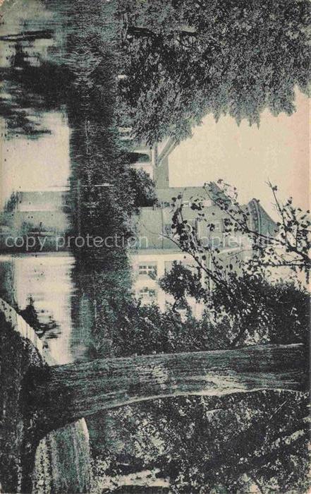 Rheinsberg Brandenburg Schloss-Rheinsberg Park Teich Spiegelung Baeume Bruecke