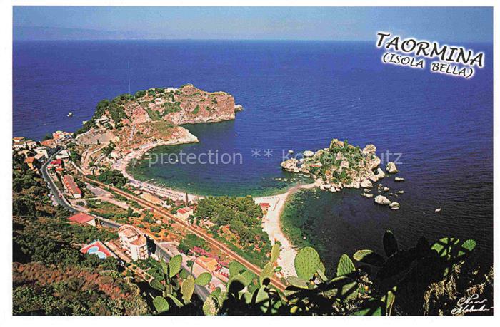 TAORMINA Messina Sicilia IT Isola-Bella Bucht Fliegeraufnahme Strand Meer Felse