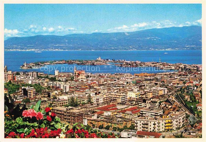 MEssINA Sicilia IT Panorama Hafen Strasse-von-Messina Stadtansicht Kirche Kueste