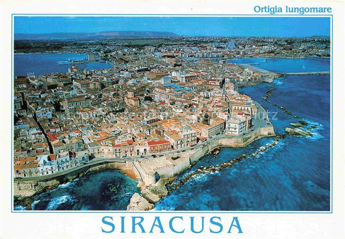 SIRACUSA Syrakus Sicilia IT Ortigia Lungomare Fliegeraufnahme Altstadt Hafen Mee