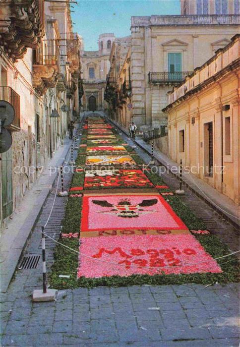 Noto Syrakus Siracusa Sicilia IT Infiorata Via-Nicolaci Blumenteppich Strasse Ba