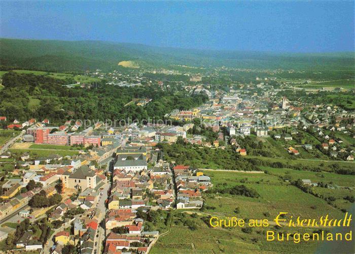 Eisenstadt Burgenland AT Fliegeraufnahme Stadtansicht Weinberge Altstadt Burgenl