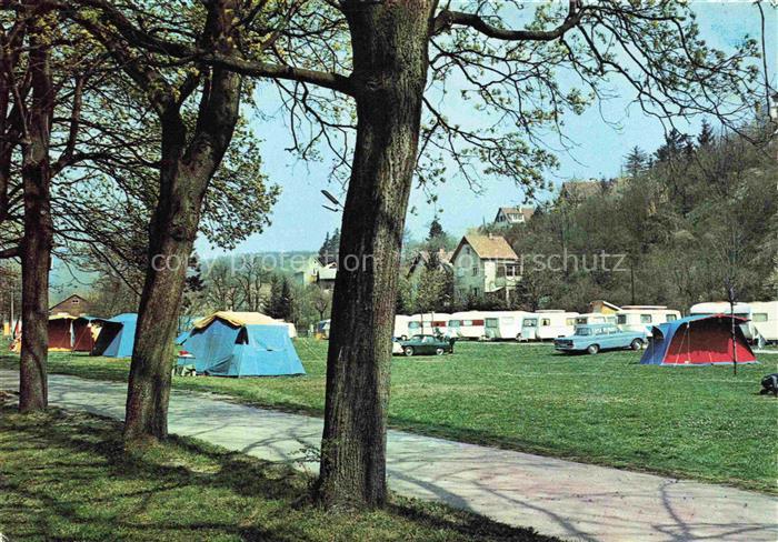 Huetteldorf Penzing WIEN AT Campingplatz Zelte Wohnwagen Baeume Wiese Huetteldor