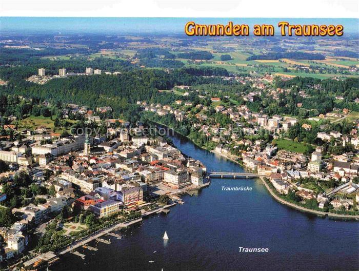 Gmunden Traunsee Salzkammergut Oberoesterreich AT Traunsee Traunbruecke Rathausp
