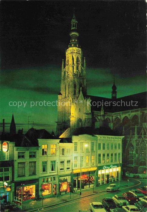 BREDA Noord-Brabant NL Grote-Markt Grote-Kerk Kirchturm Nachtaufnahme Beleuchtu
