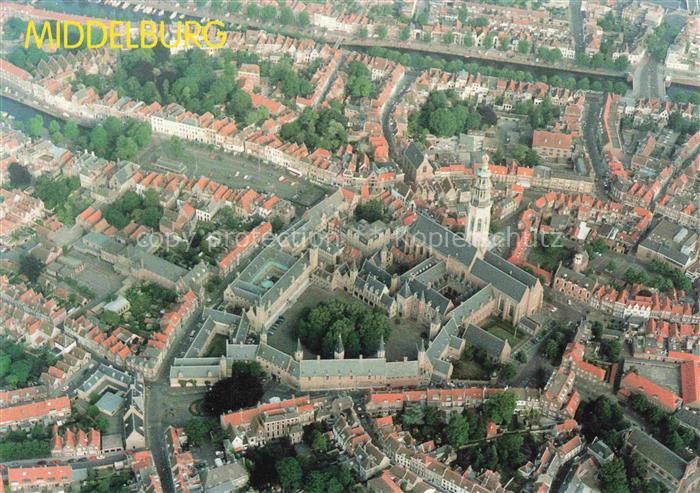 MIDDELBURG Zeeland NL Abdij Nieuwe-Kerk Altstadt Fliegeraufnahme Daecher Kanals