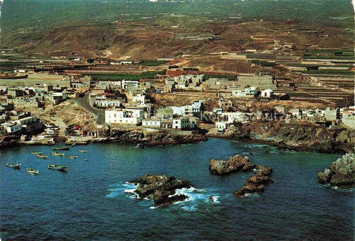 Puerto de San Juan Tenerife Canarias ES Hafen Fischerboote Felsenkueste Dorf Buc