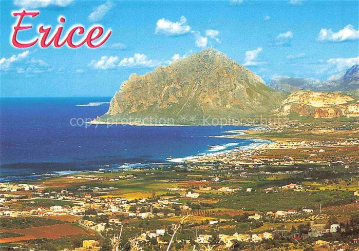 Erice Trapani Sicilia IT Monte-Cofano Kueste Meer Stadtpanorama Felsen Ebene