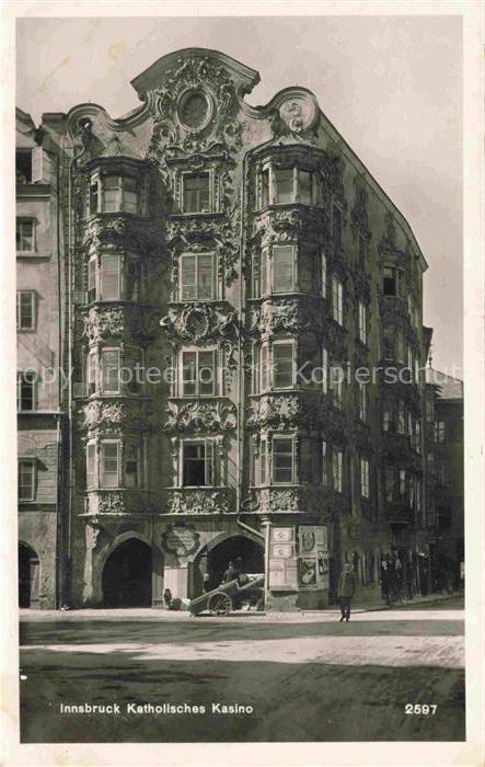 INNSBRUCK Tirol AT Katholisches-Kasino Barockfassade Erker Fassadendekor Gebaeud