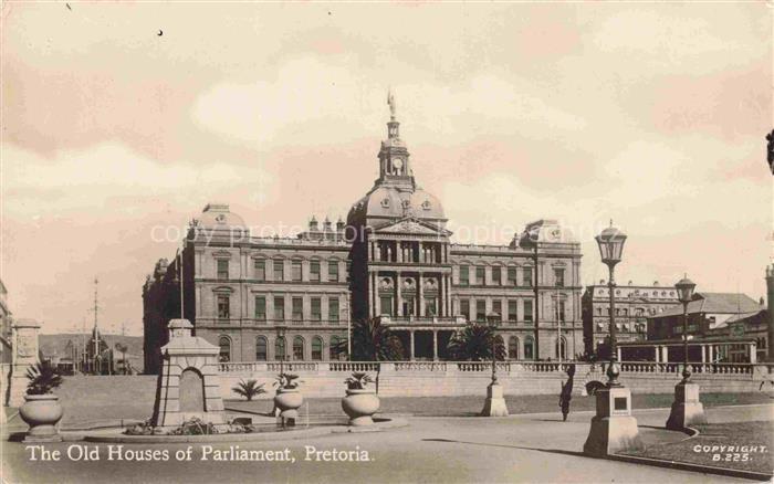 Pretoria Gauteng Southafrica RSA Old-Houses-of-Parliament Parlament Kuppel Kolon