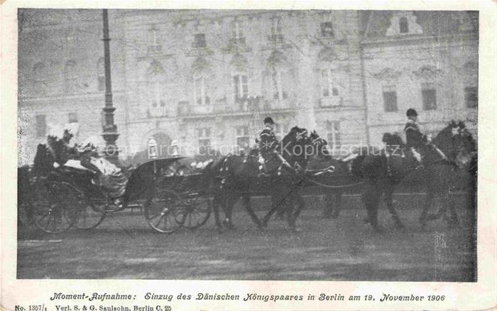 BERLIN CITY Daenisches-Koenigspaar Kutsche Pferde Einzug Staatsbesuch Palast Ga