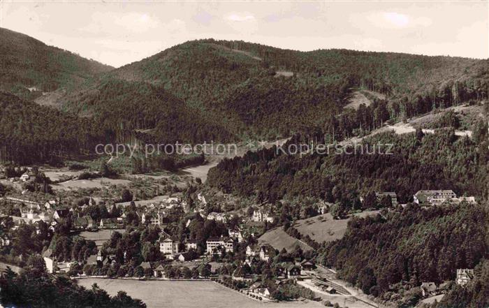 Herrenalb BAD HERRENALB BW Schwarzwald Ortsansicht Kurort Nadelwald Villen Tal