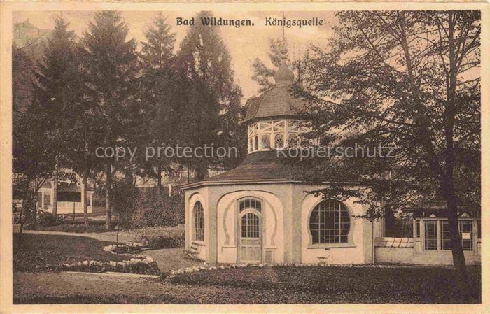 BAD WILDUNGEN Hessen Koenigsquelle Quellenhaus Kurpark Brunnenhaus Pavillon Baeu