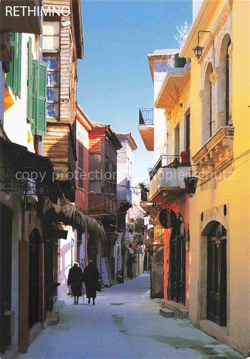 Rethymno Rethymnon Rethimnon Crete Greece Altstadt Gasse Fassaden Balkone Passan