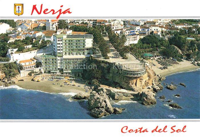 Nerja Costa del Sol ES Costa-del-Sol Kueste Strand Felsklippen Hotel Palmen Meer