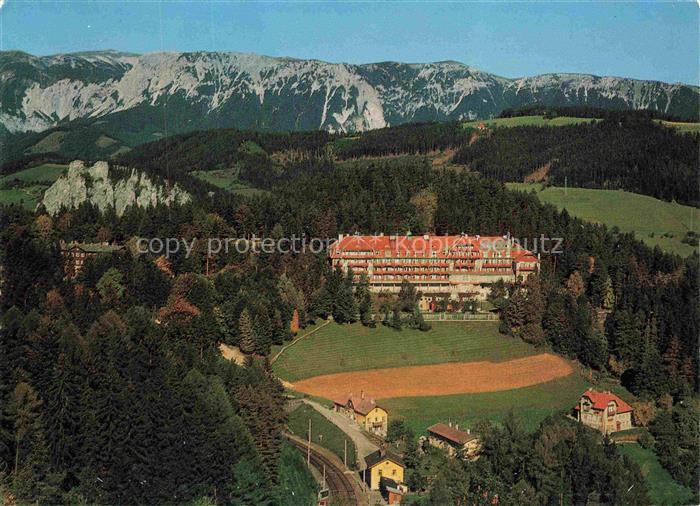 Semmering Niederoesterreich AT Kurhaus Rax Luftaufnahme Wald Bergpanorama Hotel