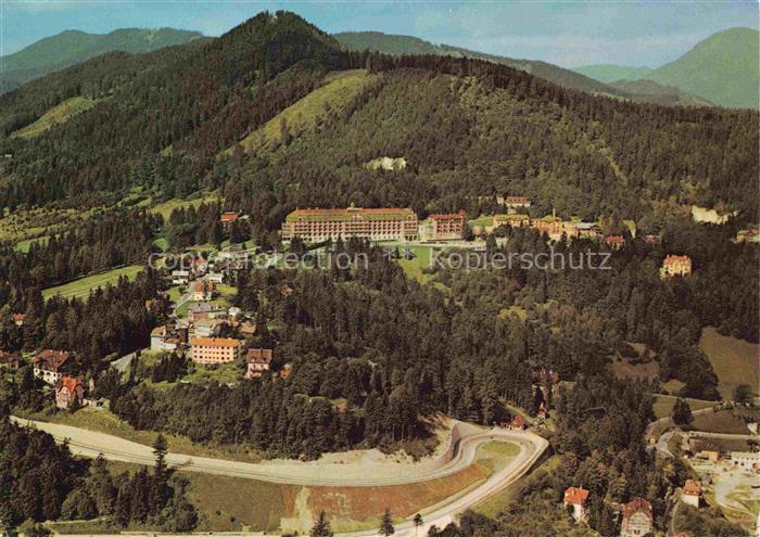 Semmering Niederoesterreich AT Hoehenluftkurort Berge Wald Kurhaus Hotel Strasse