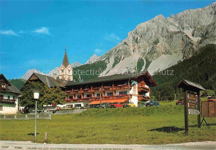 Ramsau Dachstein Steiermark AT Dachstein Kirche Gasthaus Hotel Bergpanorama Alpe