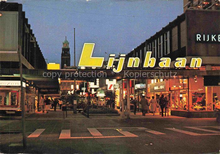 ROTTERDAM  Zuid-Holland NL Lijnbaan Winkelcentrum Einkaufsstrasse Abenddaemmerun