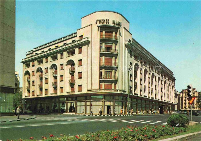 Bucuresti Bukarest Bucaresti RO Hotel-Athenee-Palace Fassade Strassenszene Passa