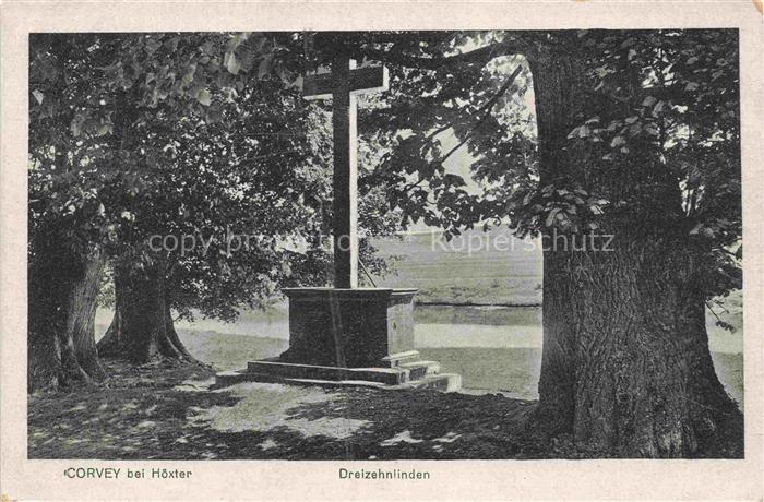 Corvey Hoexter Weser Dreizehnlinden Kreuz Linden Baeume Wegkreuz Weser Hoexter