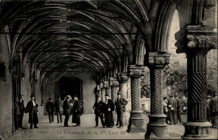 Liege Luettich Liege Colonnade Cour du Fatals
