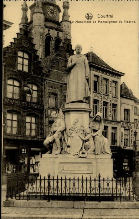 Courtrai KORTRIJK Flandre Belgie Courtrai Monument Monseigneur de Haerne