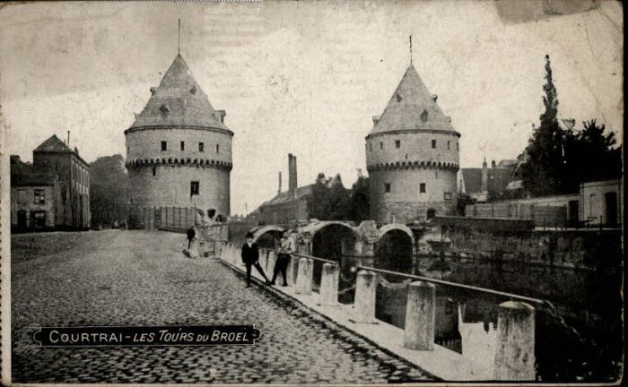 Courtrai KORTRIJK Flandre Belgie Courtrai Tours du Broel