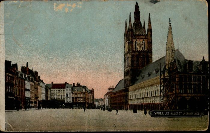 Ypern Ypres Ypres Halles Grand Place