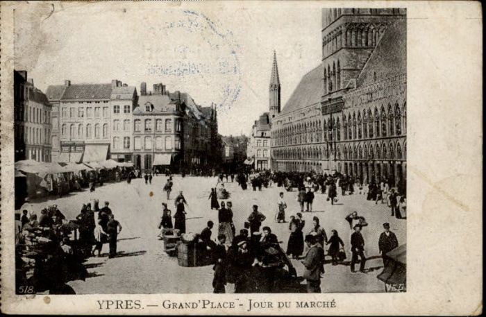 Ypern Ypres Ypres Marche Grand Place