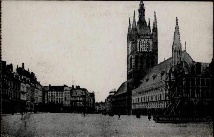 Ypern Ypres Ypres Halles Grand Place