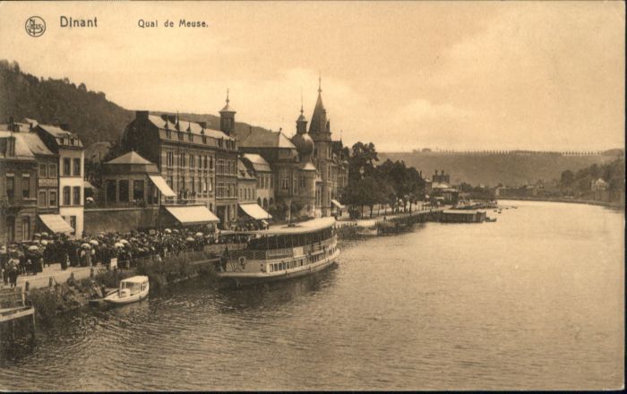 Dinant Wallonie Dinant Quai Meuse