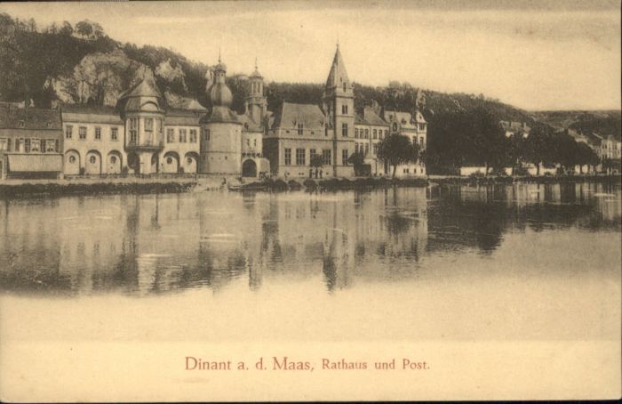 Dinant Wallonie Dinant Rathaus Post