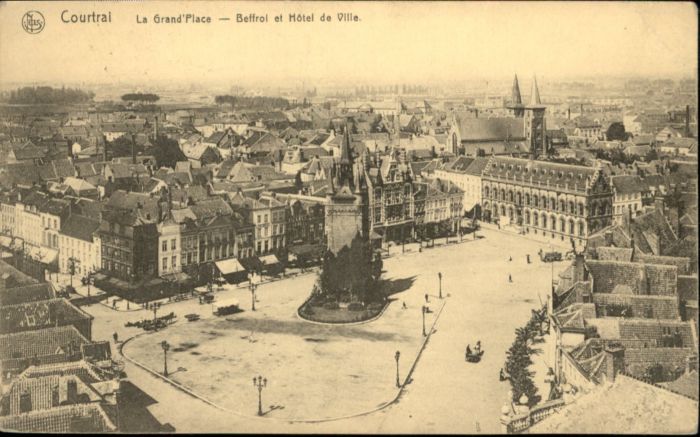 Courtrai KORTRIJK Flandre Belgie Courtrai Beffroi Grand Place Hotel de Ville