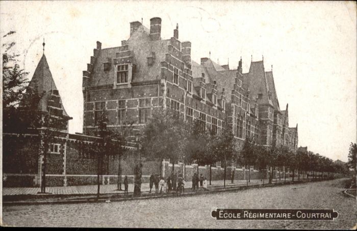 Courtrai KORTRIJK Flandre Belgie Courtrai Ecole Regimentaire
