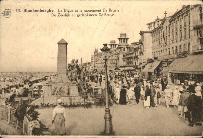 Blankenberghe Digue Monument De Bruyn Zeedijk Gedensteen
