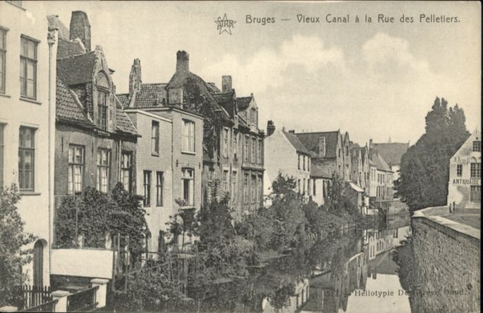 Bruges BRUGGE Belgie Bruges Canal Rue Pelletiers