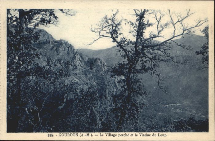 Gourdon Alpes-Maritimes Village Perche Viaduc Loup